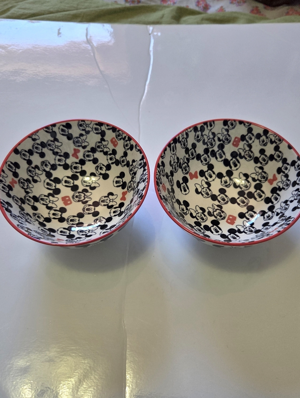 Disney Mickey & Minnie Mouse Tidbitt Set of 2 Bowls.